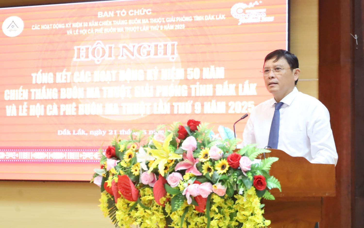 Đồng chí Nguyễn Tuấn Hà - Phó Chủ tịch Thường trực UBND tỉnh Đắk Lắk, Trưởng Ban tổ chức phát biểu tại hội nghị.